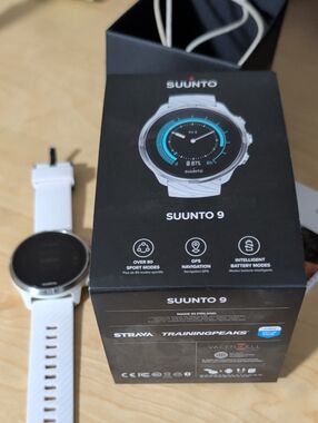Suunto White GPS Sports Watch - Suunto 9